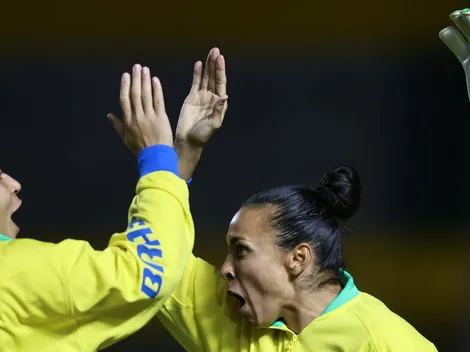 Brasil goleia e garante vaga na semifinal da Copa
