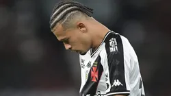 Jornalista teria flagrado cena em que o zagueiro se irritou com vaias mesmo após assistência.