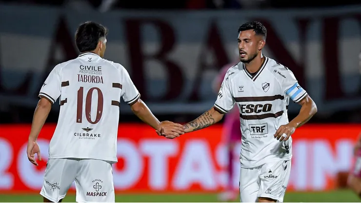 - Grêmio negocia com zagueiro e capitão do Platense-ARG