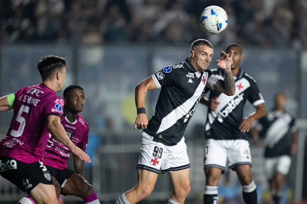 Vegetti jogador do Vasco durante partida contra o Independiente del Valle no estadio Sao Januario pelo campeonato Copa Sul-americana 2025. Foto: Jorge Rodrigues/AGIF