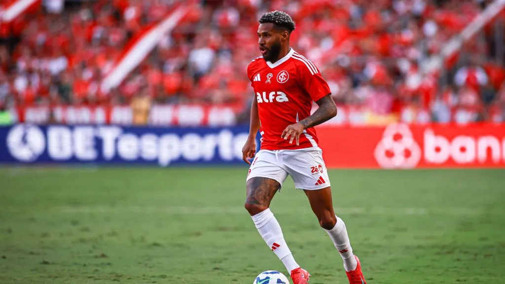 Wesley pelo Internacional. Foto: Maxi Franzoi/AGIF