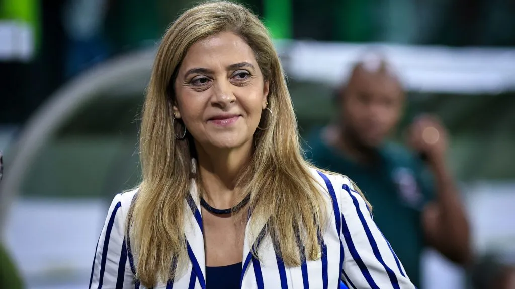 Leila Pereira durante partida do Palmeiras no Allianz Parque – Foto: Fabio Giannelli/AGIF