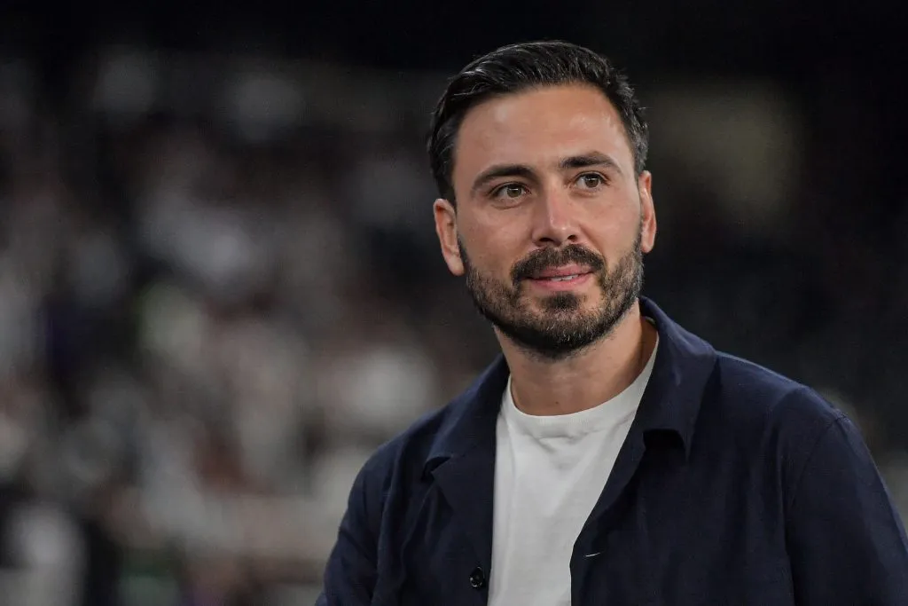 RJ – RIO DE JANEIRO – 16/07/2025 – BRASILEIRO A 2025, BOTAFOGO X VITORIA – Davide Ancelotti tecnico do Botafogo durante partida contra o Vitoria no estadio Engenhao pelo campeonato Brasileiro A 2025. Foto: Thiago Ribeiro/AGIF