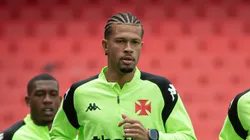 Torcida do Vasco se revolta com declaração polêmica de João Victor após eliminação na Sul-Americana (Fotos: Matheus Lima/Vasco)