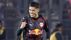 Guzmán Rodríguez, jogador do Bragantino, comemora seu gol