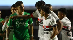 Jogadores discutem no duelo entre São Paulo e Juventude, pelo Brasileirão Betano de 2024. Foto: Joisel Amaral/AGIF.