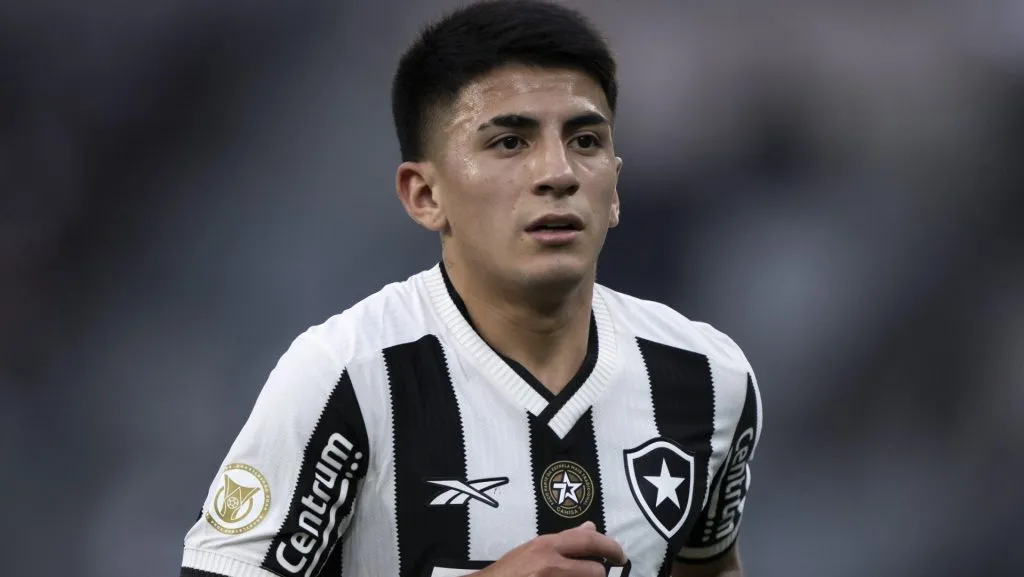 Almada, ex-Botafogo