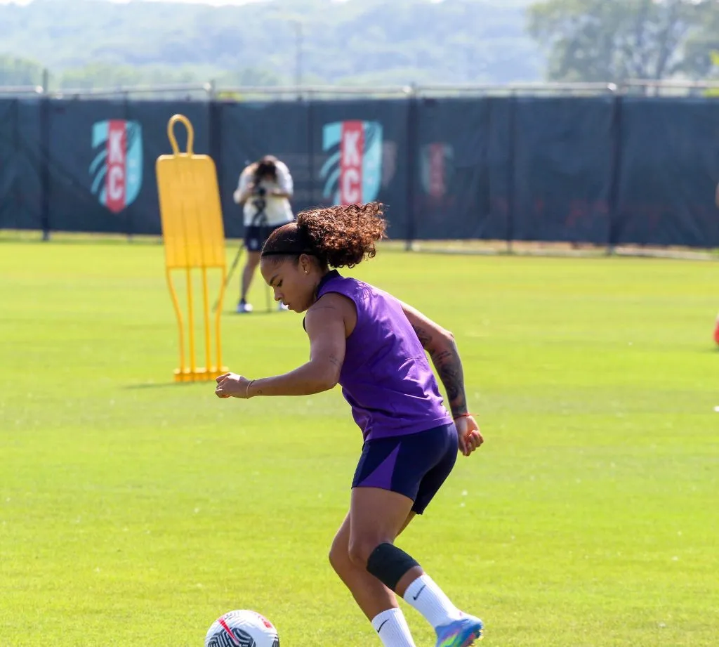 Jogadora do Corinthians durante treinamento. Foto: Divulgação/Corinthians