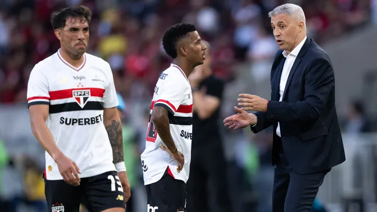 Hernán Crespo, técnico do São Paulo vive um novo drama com baixas no elenco e deve enfrentar o Juventude sem peças-chave