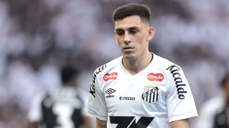 Escobar foi bastante criticado pelos torcedores após pênalti cometido. Foto: Marcello Zambrana/AGIF