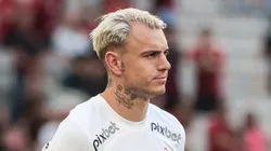 Roger Guedes é um dos alvos do Grêmio. Foto: Robson Mafra/AGIF