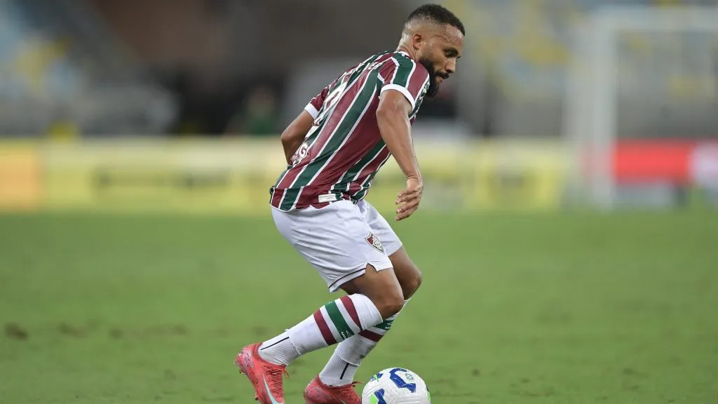Samuel Xavier se posiciona após derrota do Fluminense – Foto: Thiago Ribeiro/AGIF