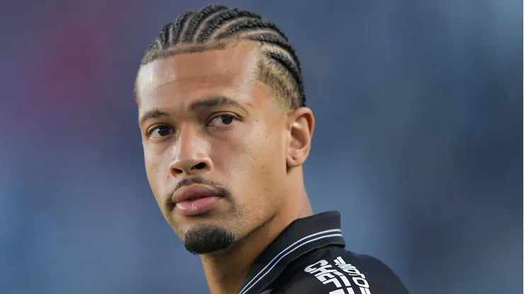 RJ - RIO DE JANEIRO - 19/07/2025 - BRASILEIRO A 2025, VASCO X GREMIO - Joao Victor jogador do Vasco durante partida contra o Gremio no estadio Sao Januario pelo campeonato Brasileiro A 2025.