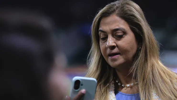 Leila Pereira está em fase de conversas com WTorre para trocar gramado artificial do Allianz Parque