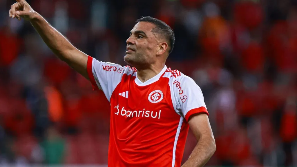 Mercado retorna ao Inter. Foto: Maxi Franzoi/AGIF