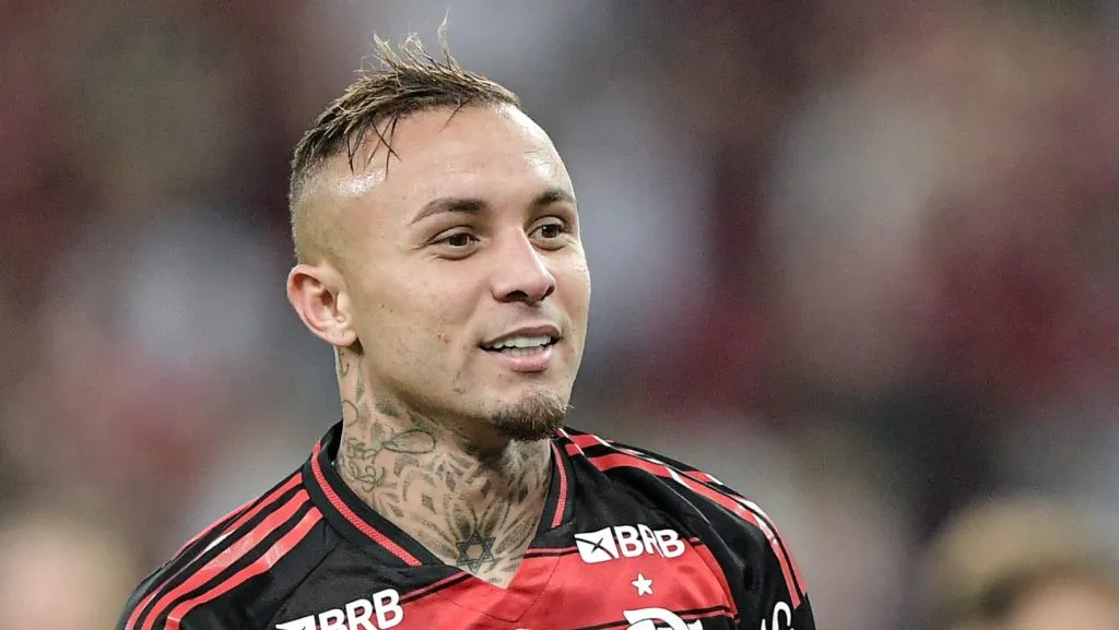 Everton Cebolinha jogador do Flamengo durante partida contra o Botafogo-PB no estadio Maracana pelo campeonato Copa Do Brasil 2025.