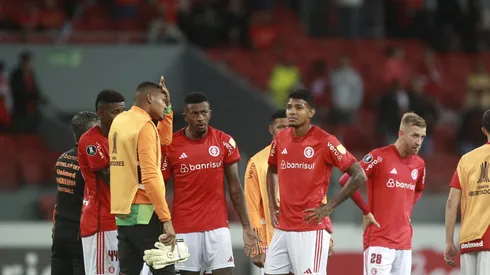 Matheus Dias, jogador do Internacional em partida pela Libertadores contra o Nacional-URU em 2023 (Foto: Fernando Alves/Getty Images)