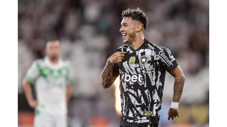 Mateo Ponte revela como Davide Ancelotti já mudou o clima no Botafogo. Foto: Thiago Ribeiro/AGIF