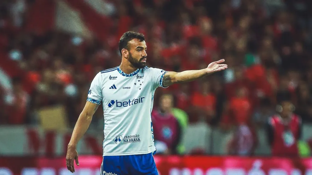 Fabrício Bruno, zagueiro do Cruzeiro. Foto: Giancarlo Santorum/AGIF.