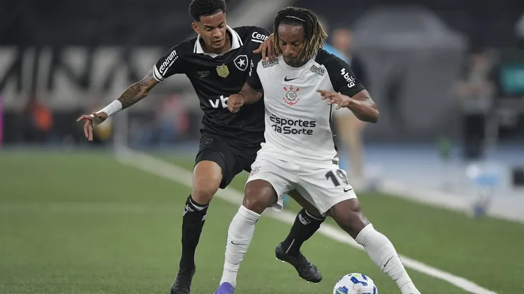 Botafogo x Corinthians. Foto: Thiago Ribeiro/AGIF