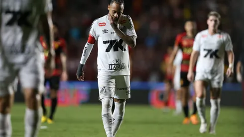PE - RECIFE - 26/07/2025 - BRASILEIRO A 2025, SPORT X SANTOS - Neymar jogador do Santos durante a partida entre Sport e Santos no Estadio da Ilha do Retiro em Recife (PE), pelo campeonato brasileiro Serie A. Foto: Marlon Costa/AGIF