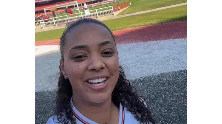 Taty Senna, novo reforço do ataque Tricolor revelou bastidores da chegada ao clube e grande sonho