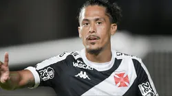 Maurício Lemos durante partida entre Vasco e Santos, em São Januário, pelo Brasileirão.