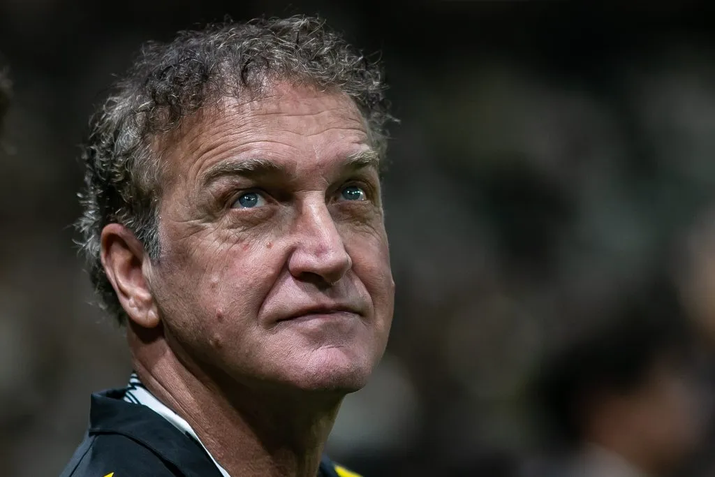 Cuca vem trabalhando nos bastidores junto à diretoria por contratações no Galo. Foto: Fernando Moreno/AGIF