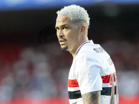 Luciano perde pênalti e torcida não perdoa o camisa 10