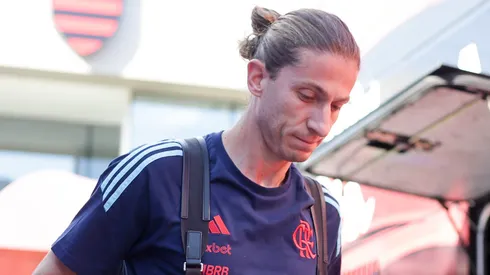 Filipe Luís tem decisão exposta no Flamengo
