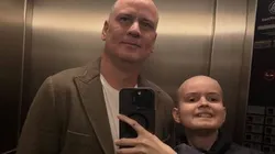 Ex-jogador em registro com seu filho. Foto: Arquivo pessoal/Instagram oficial Júlio Sérgio