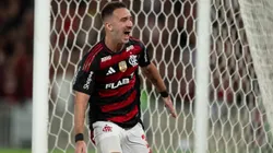 Léo Ortiz jogador do Flamengo comemora seu gol durante partida contra o Atletico-MG no estadio Maracana pelo campeonato Brasileiro A 2025. Foto: Jorge Rodrigues/AGIF