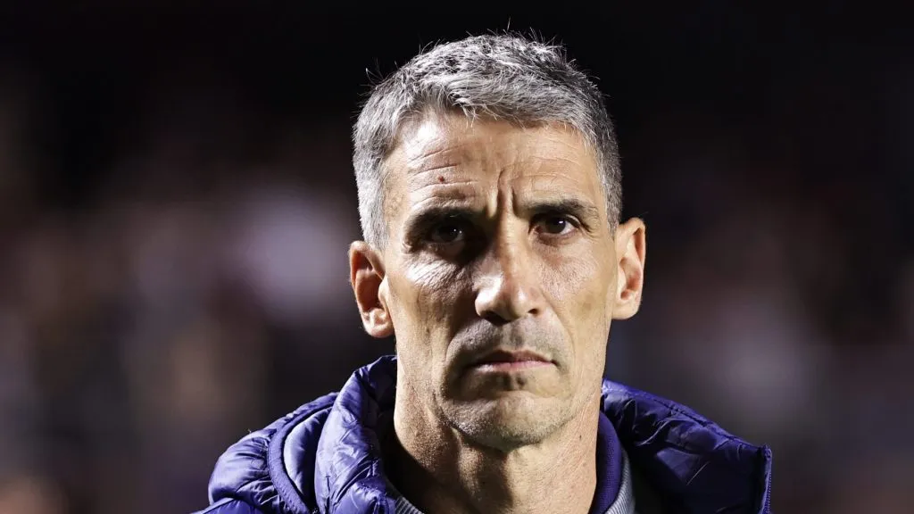 Foto: Fabio Giannelli/AGIF – Vojvoda, ex-Fortaleza, deve assumir o Alvinegro Praiano.