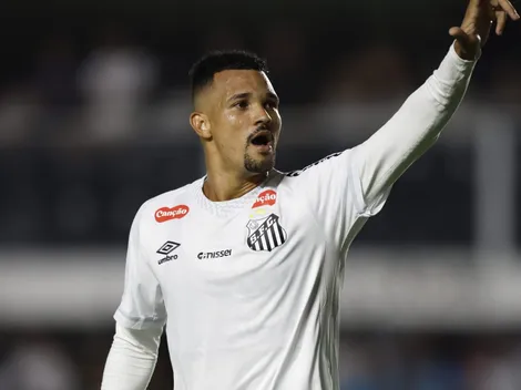 Santos cogita vender zagueiro Zé Ivaldo mesmo antes de comprá-lo oficialmente do Cruzeiro