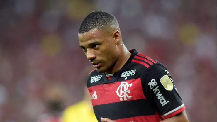 De La Cruz coleciona problemas físicos - Photo by Dhavid Normando/Getty Images.