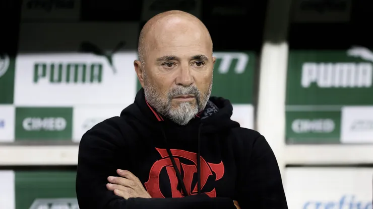Sampaoli volta a mira do Santos