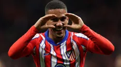 Samuel Lino chega nesta terça (29) no Rio de Janeiro (RJ) para assinar contrato até 2029 com o Flamengo.