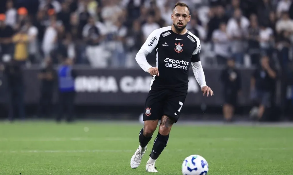 Maycon e uma das baixas na Copa Betano do Brasil – Foto: Marcello Zambrana/AGIF