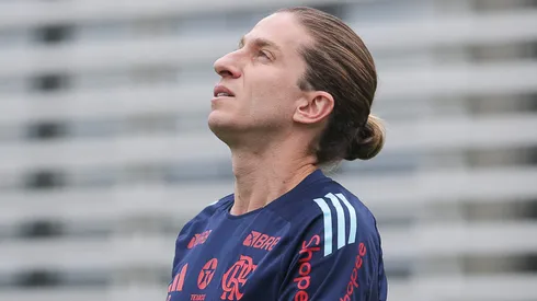 Filipe Luís descarta chegada de meia no Flamengo