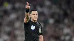 Árbitro de CSA x Vasco tem histórico polêmico - Foto: Thiago Ribeiro/AGIF