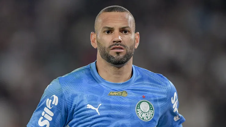 Weverton vem caindo de produção no Palmeiras. Foto: Thiago Ribeiro/AGIF.
