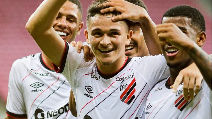 Khellven durante partida entre Sport e Athletico-PR, na Arena Pernambuco, pelo Brasileirão 2021.