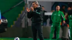 Ciclone "segurou" por mais um dia o técnico Cláudio Tencati no comando do Juventude