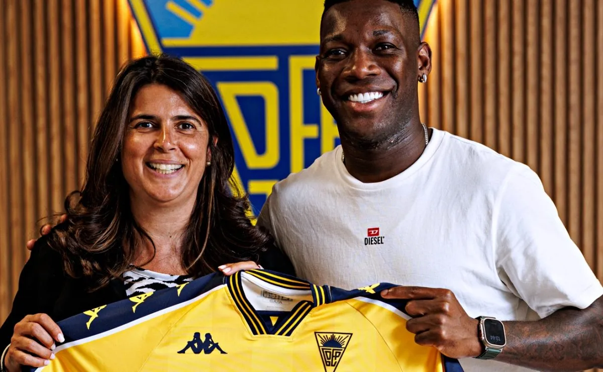 Patrick de Paula acerta com Estoril e deixa Botafogo por empréstimo até ...