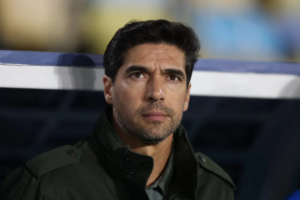 Abel promoveu Riquelme Filipi após saída de Estevão (Photo by Lucas Figueiredo/Getty Images)