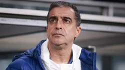 Renato Paiva durante partida entre Grêmio e Fortaleza, em Porto Alegre, pelo Brasileirão.