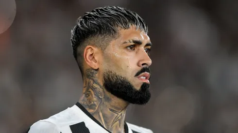 Barboza, zagueiro do Botafogo. Foto: Thiago Ribeiro/AGIF.