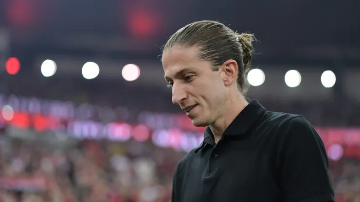 Filipe Luís, técnico do Flamengo. Foto: Thiago Ribeiro/AGIF.