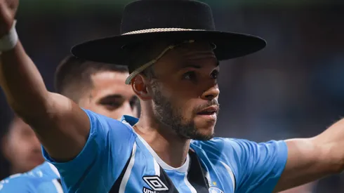 Braithwaite brilhou na vitória do Grêmio diante do Fortaleza