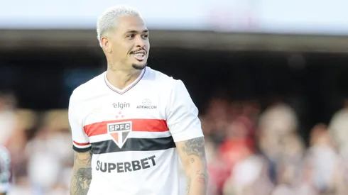 Luciano é um dos destaques do ataque do São Paulo. Foto: Marco Miatelo/AGIF